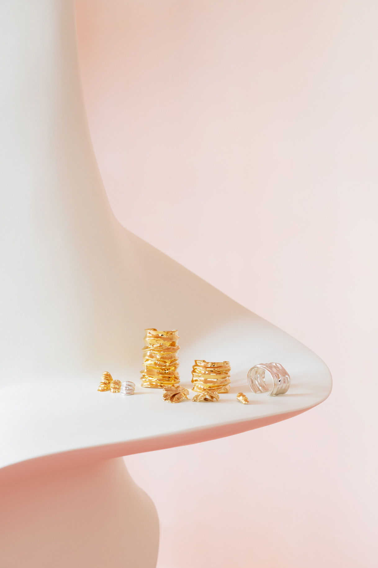 Présentoire à bijoux en Staff - Staff Espaces Volumes